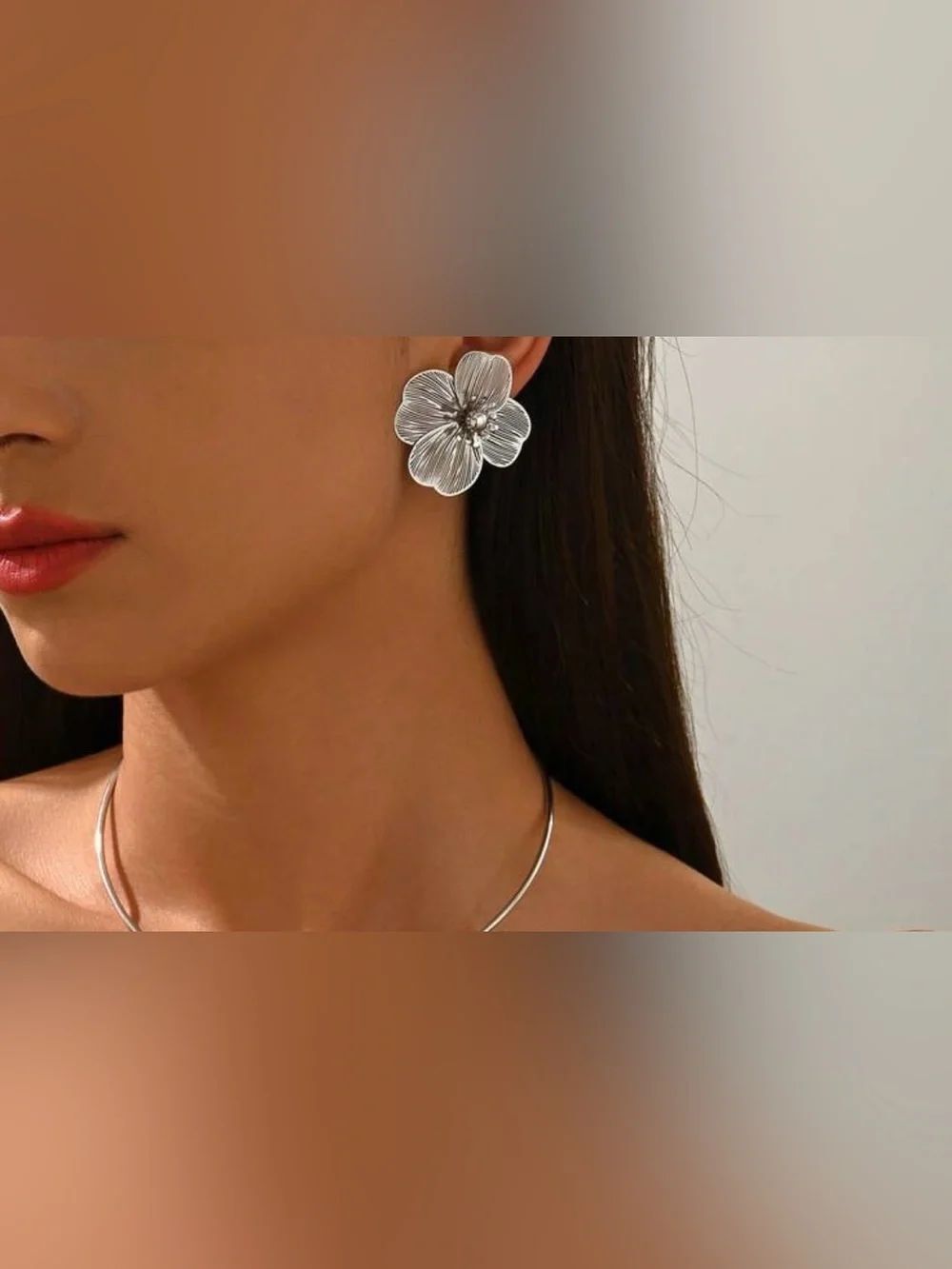 Silver Floral Statement stud earrings A2179